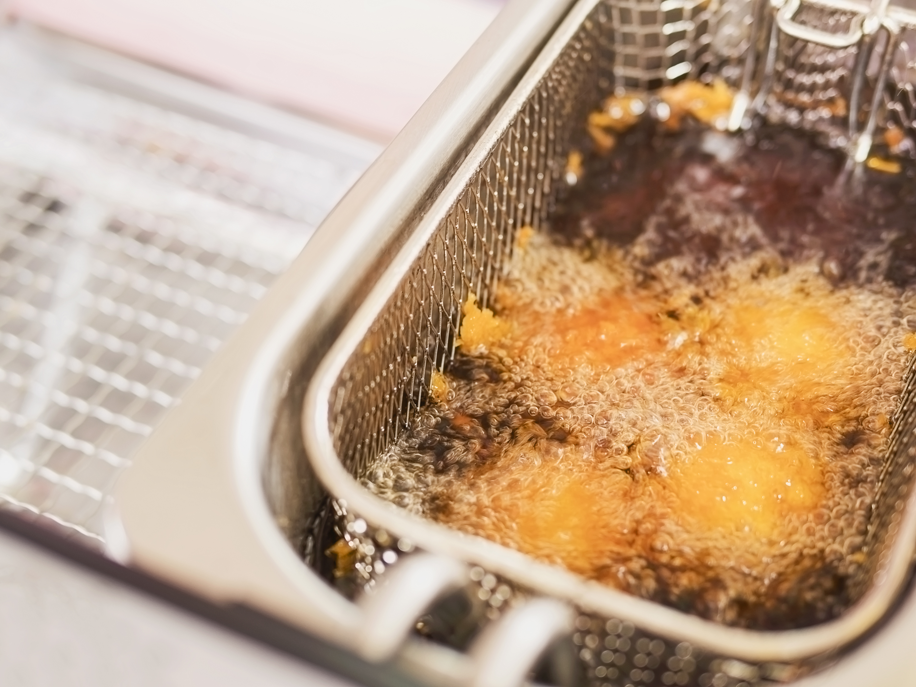 How to Safely Dispose of Used Fryer Oil