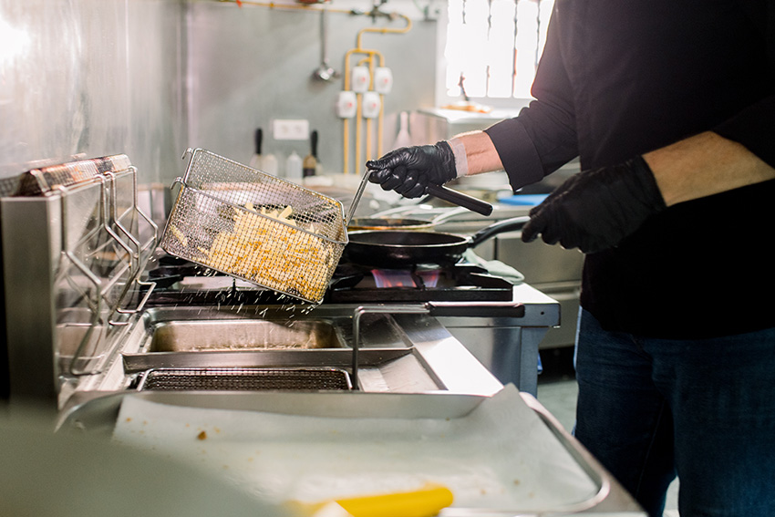 How to Choose the Right Fryer Oil Collection Service