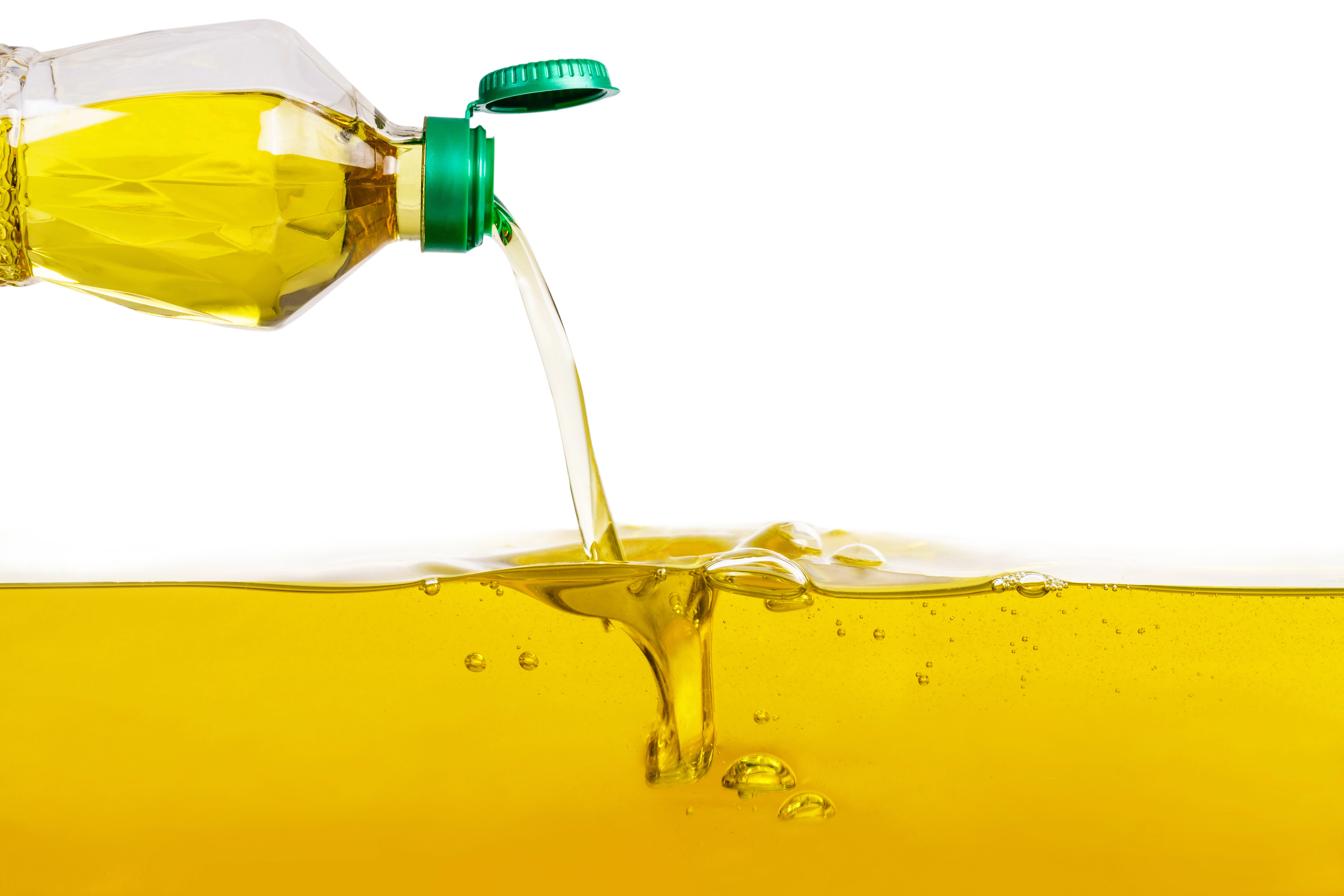 10 Creative and Eco-Friendly Ways to Recycle Cooking Oil