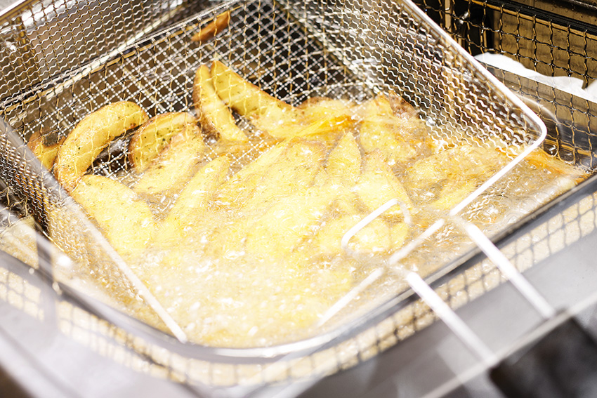 How to Reduce Environmental Impact Through Fryer Oil Collection